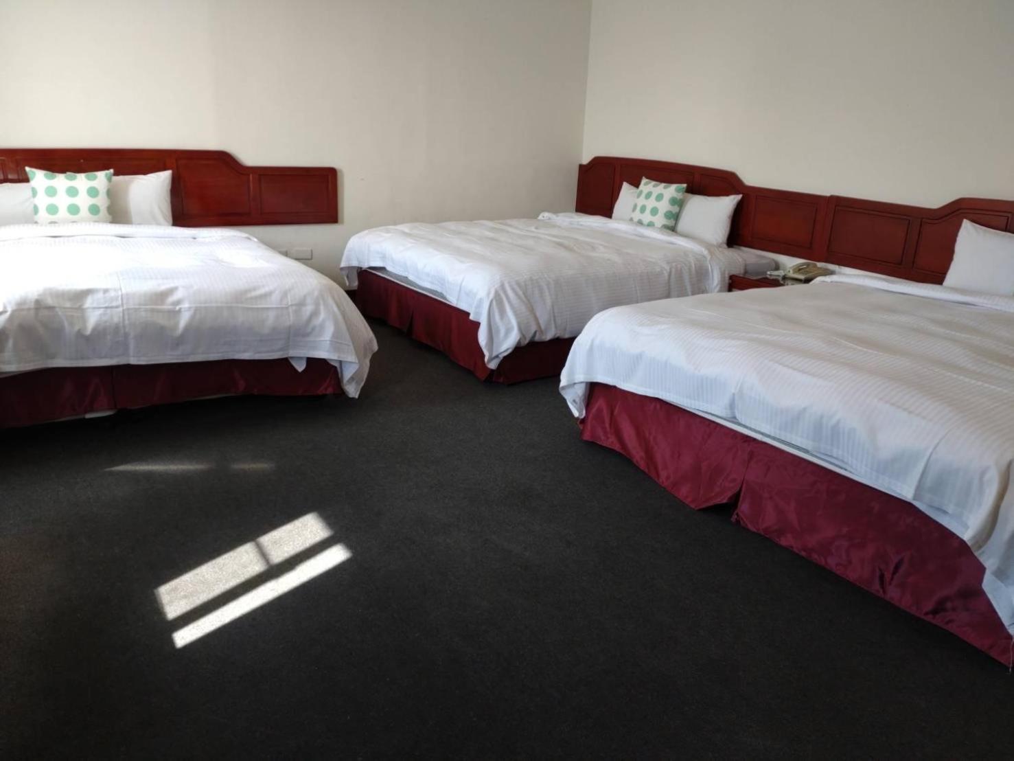 River Hotel Chiayi Exterior foto