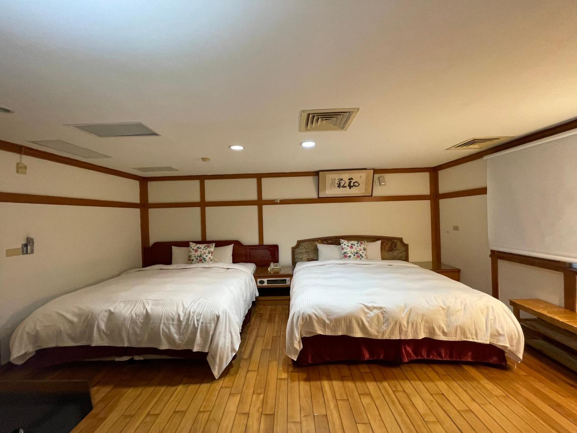 River Hotel Chiayi Exterior foto