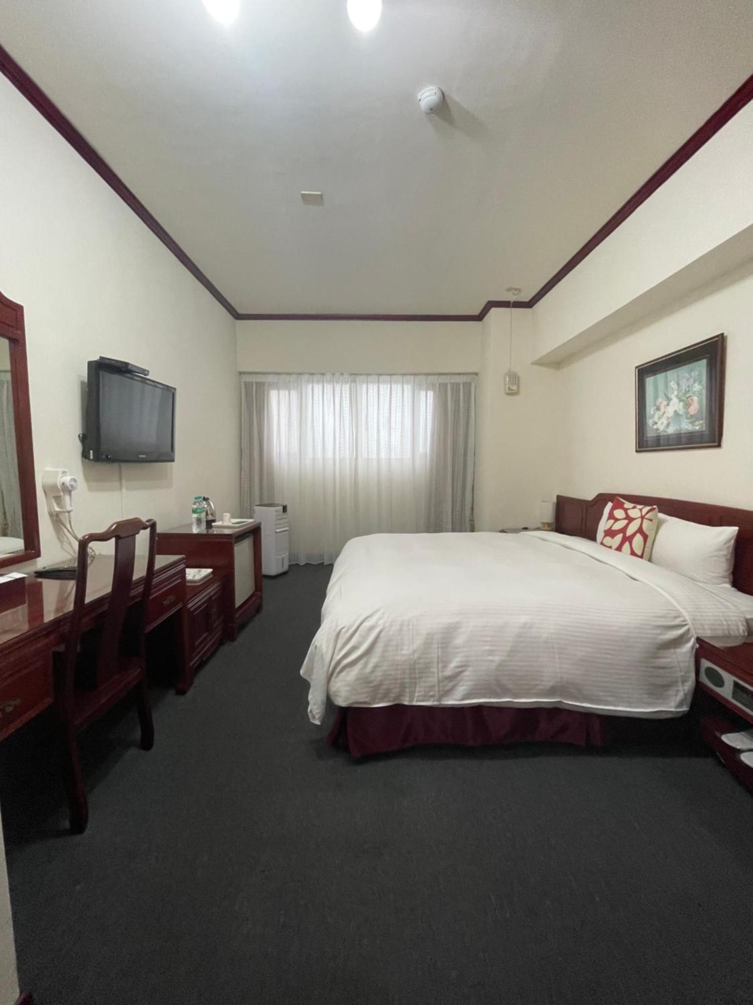 River Hotel Chiayi Exterior foto